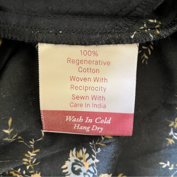 Christy Dawn The Carina Dress in Night Chrysanthemum - Size Medium - Picture 10 of 11